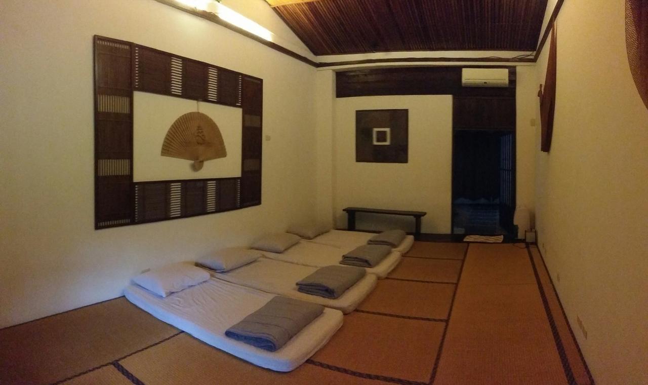 Bright Moon Homestay Dongshi  Buitenkant foto