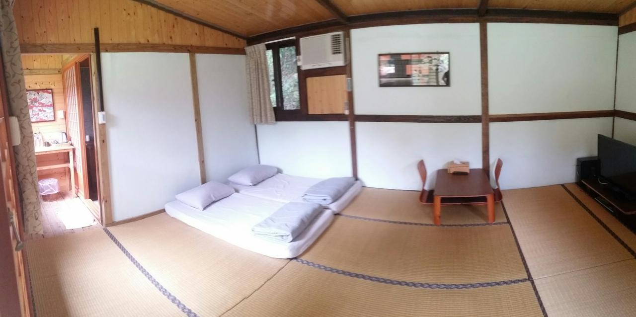 Bright Moon Homestay Dongshi  Buitenkant foto