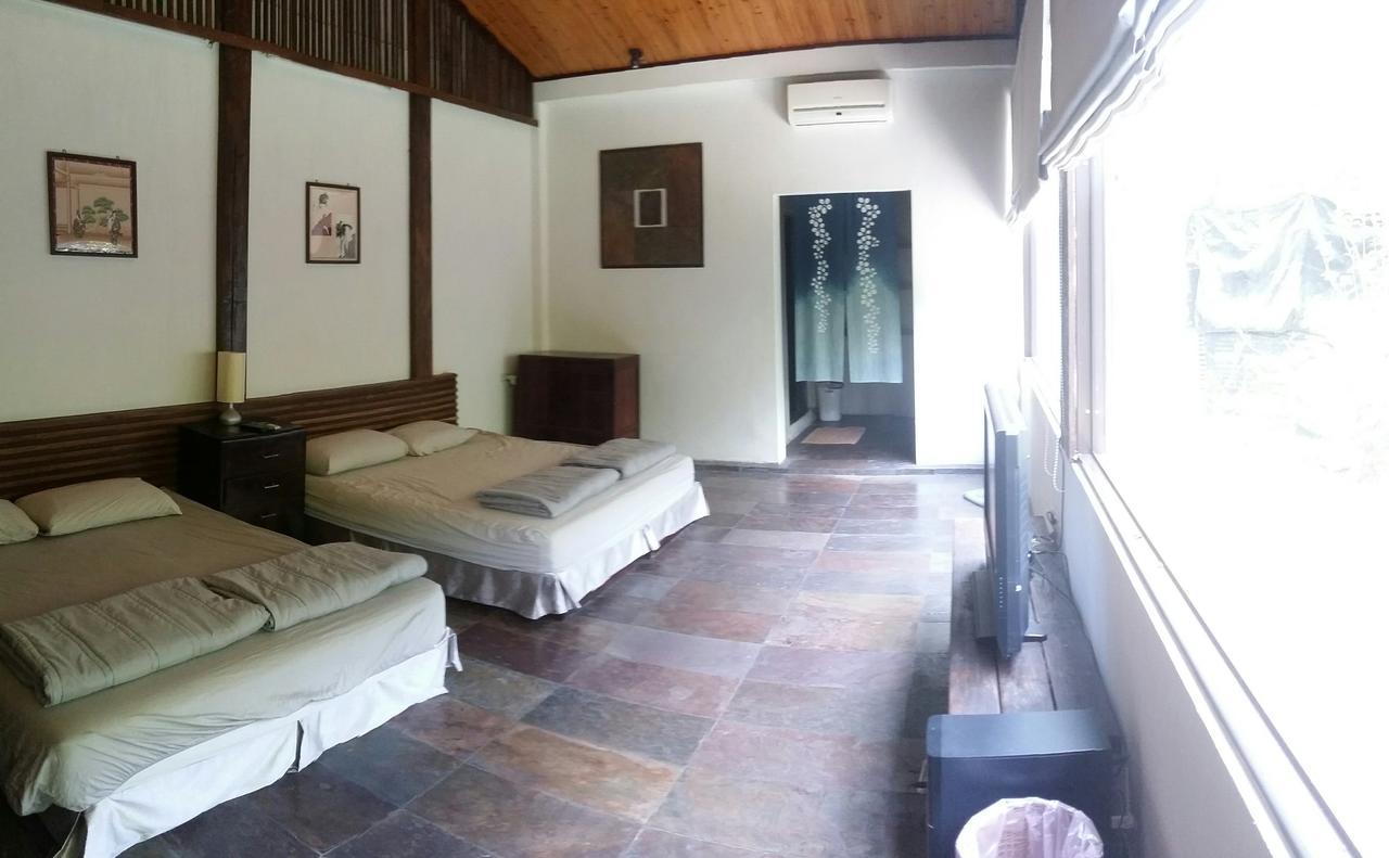Bright Moon Homestay Dongshi  Buitenkant foto